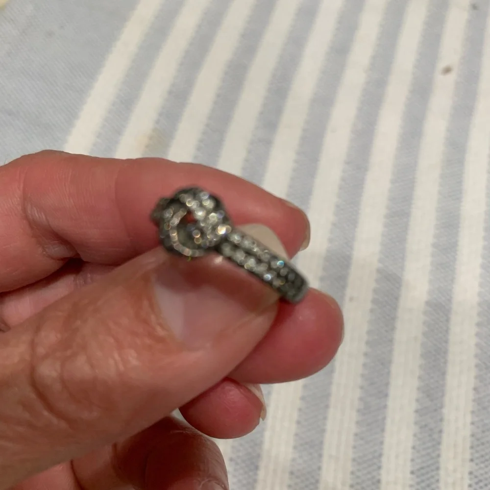 Pandora Love knot ring